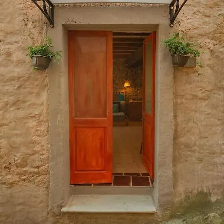 Alloro Loft Storico Holiday home